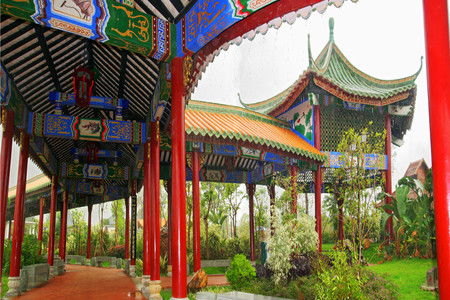 宿温泉酒店内,步行即可到达温泉区 有60多个温泉池,有游泳乐园,长命水区,五大风情区 出发 途牛